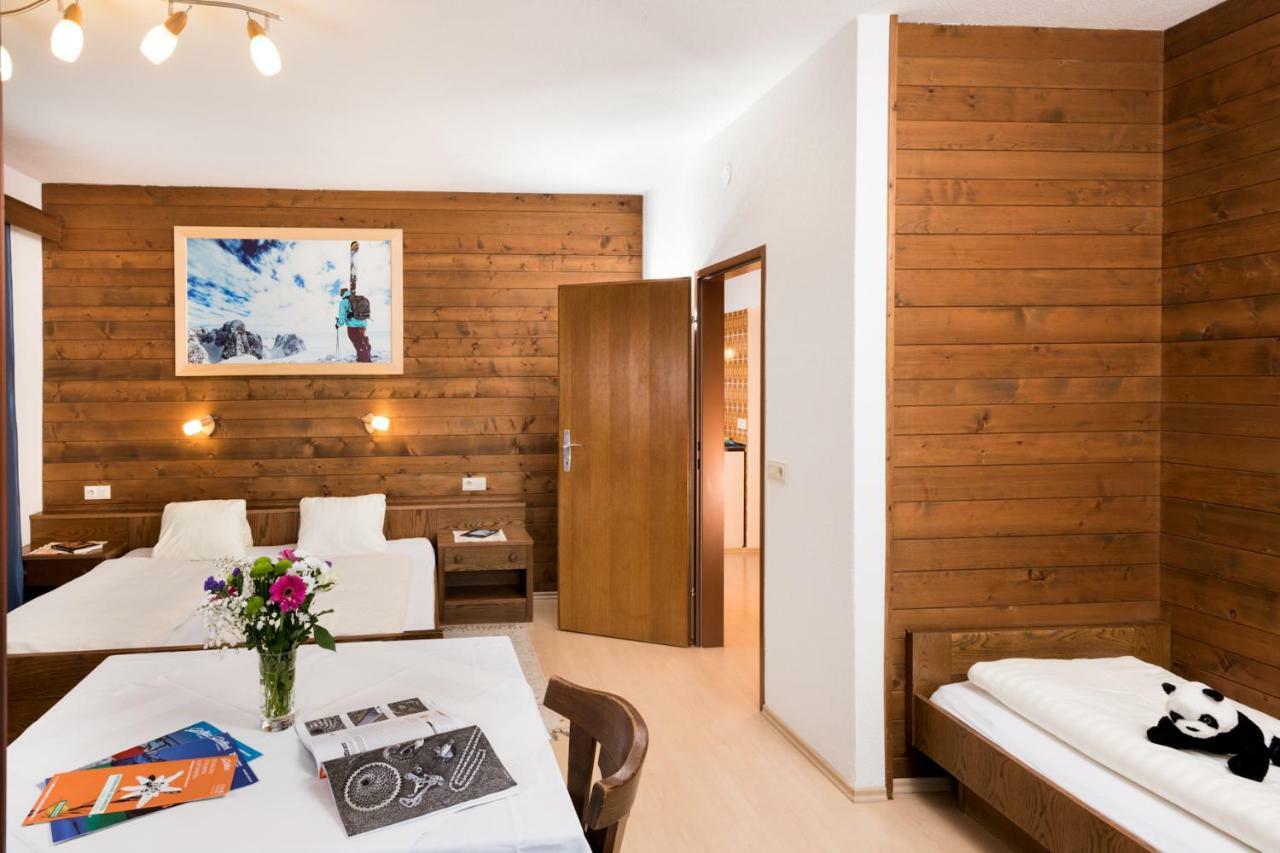 Sporthaus Troger Otel Sankt Jakob in Defereggen Dış mekan fotoğraf